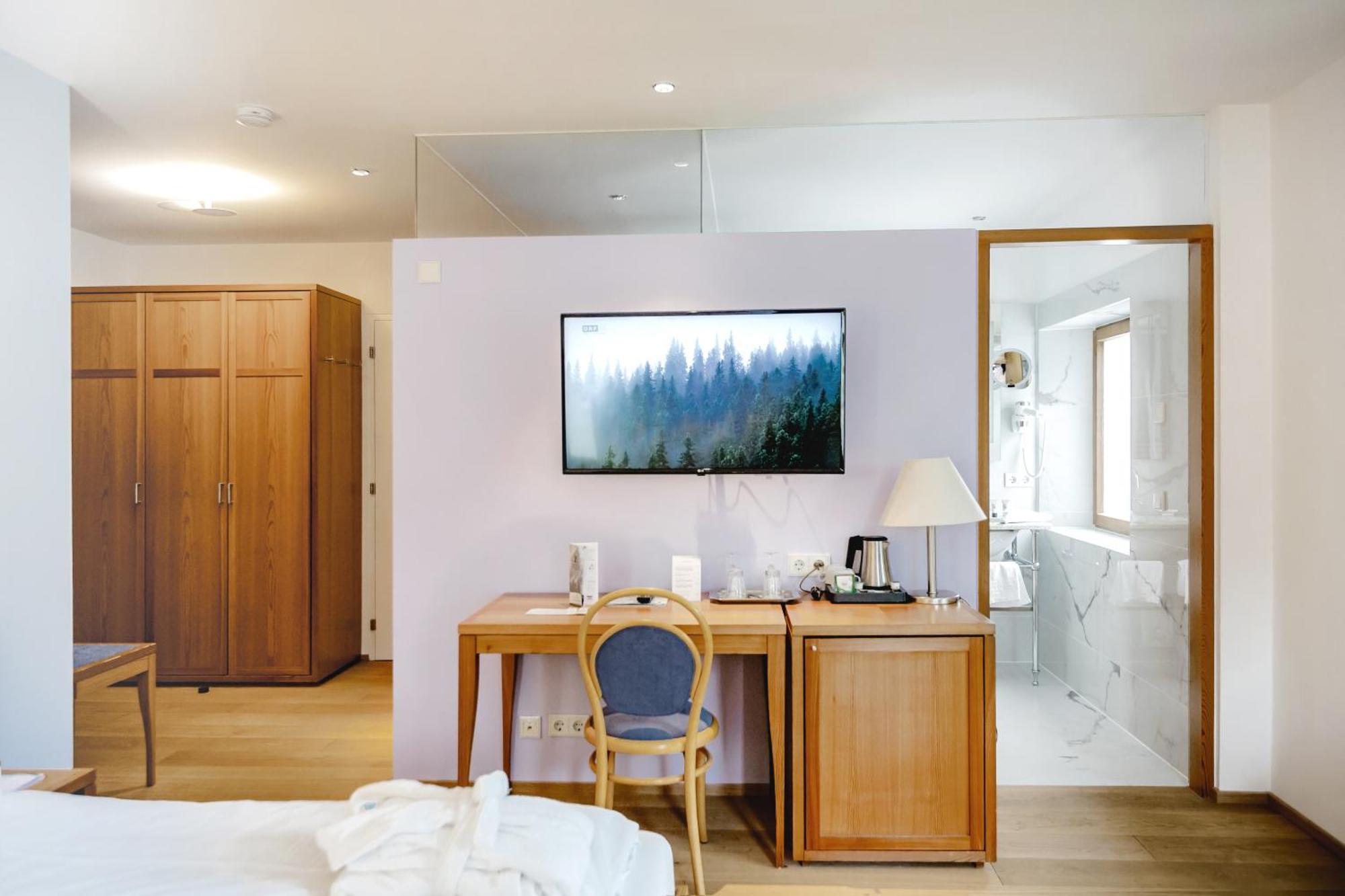 Double Room Lake View