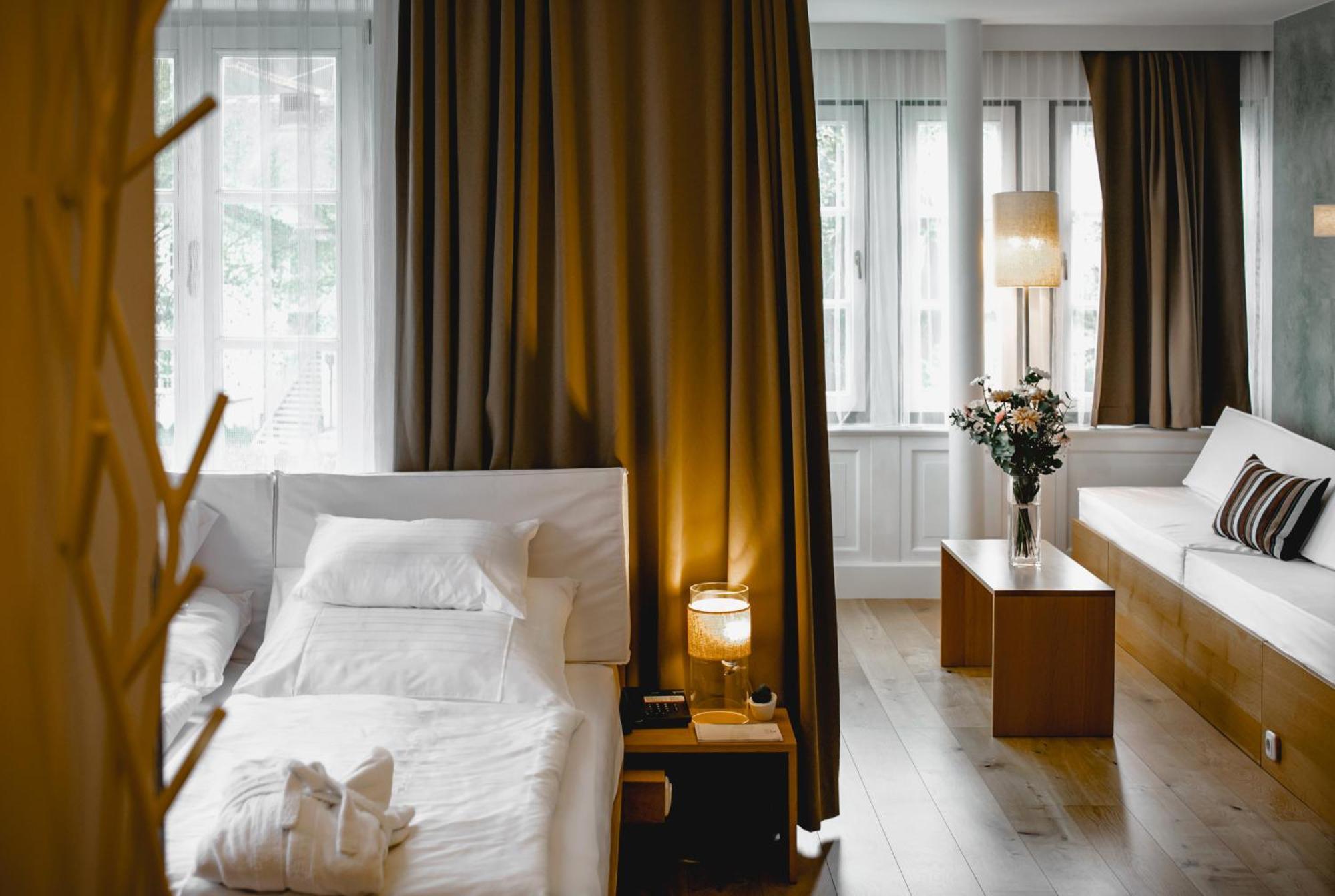 Double Room Mountain View